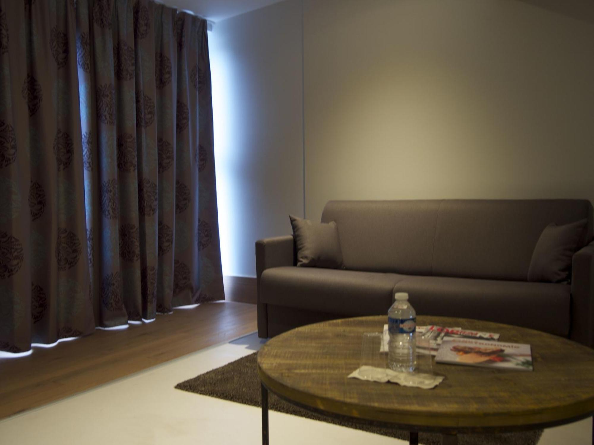 Logis Hotel Les Pages Lunéville Pokój zdjęcie